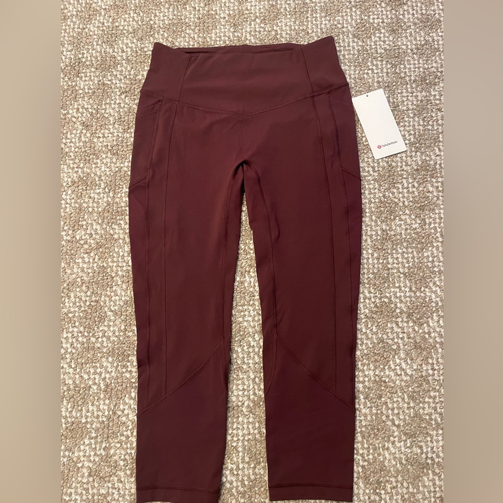 Lululemon cropped legging (gently worn/ no tag)